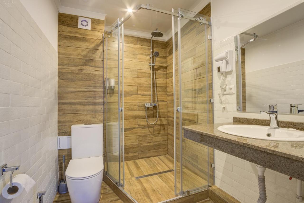 Olimp Hotel Бостері Екстер'єр фото